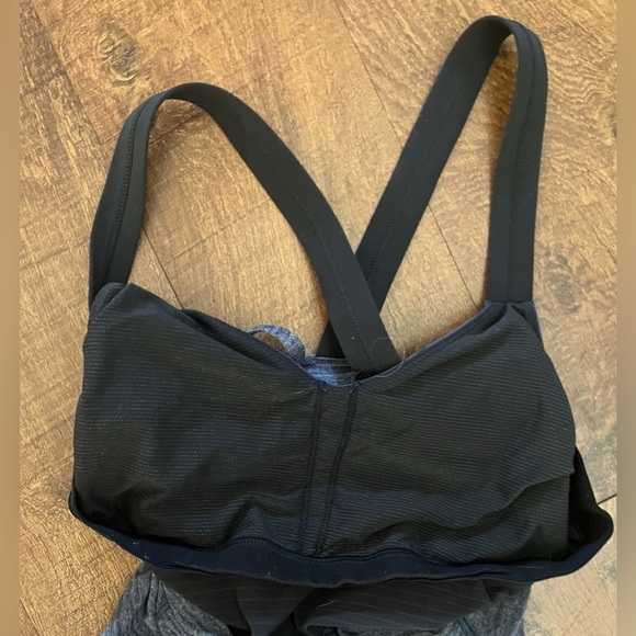 Lululemon Womens activewear tank top Sz 8 - Picture 7 of 8